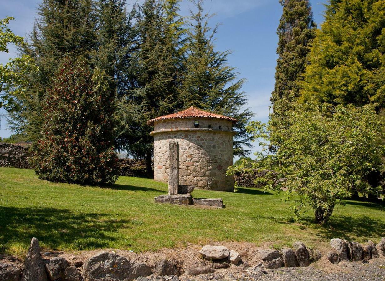 Jardines Pazo A Fabrica Guest House Celanova Exterior photo